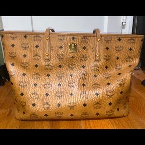 MCM PURSE
